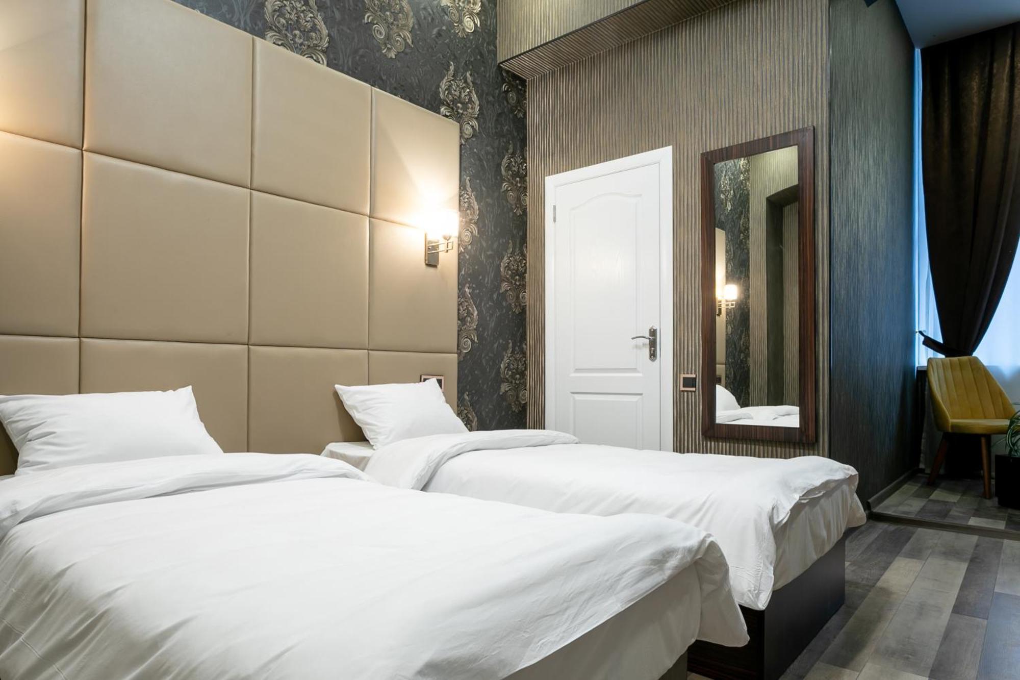 Garden Inn Nizami Hotel Баку Экстерьер фото