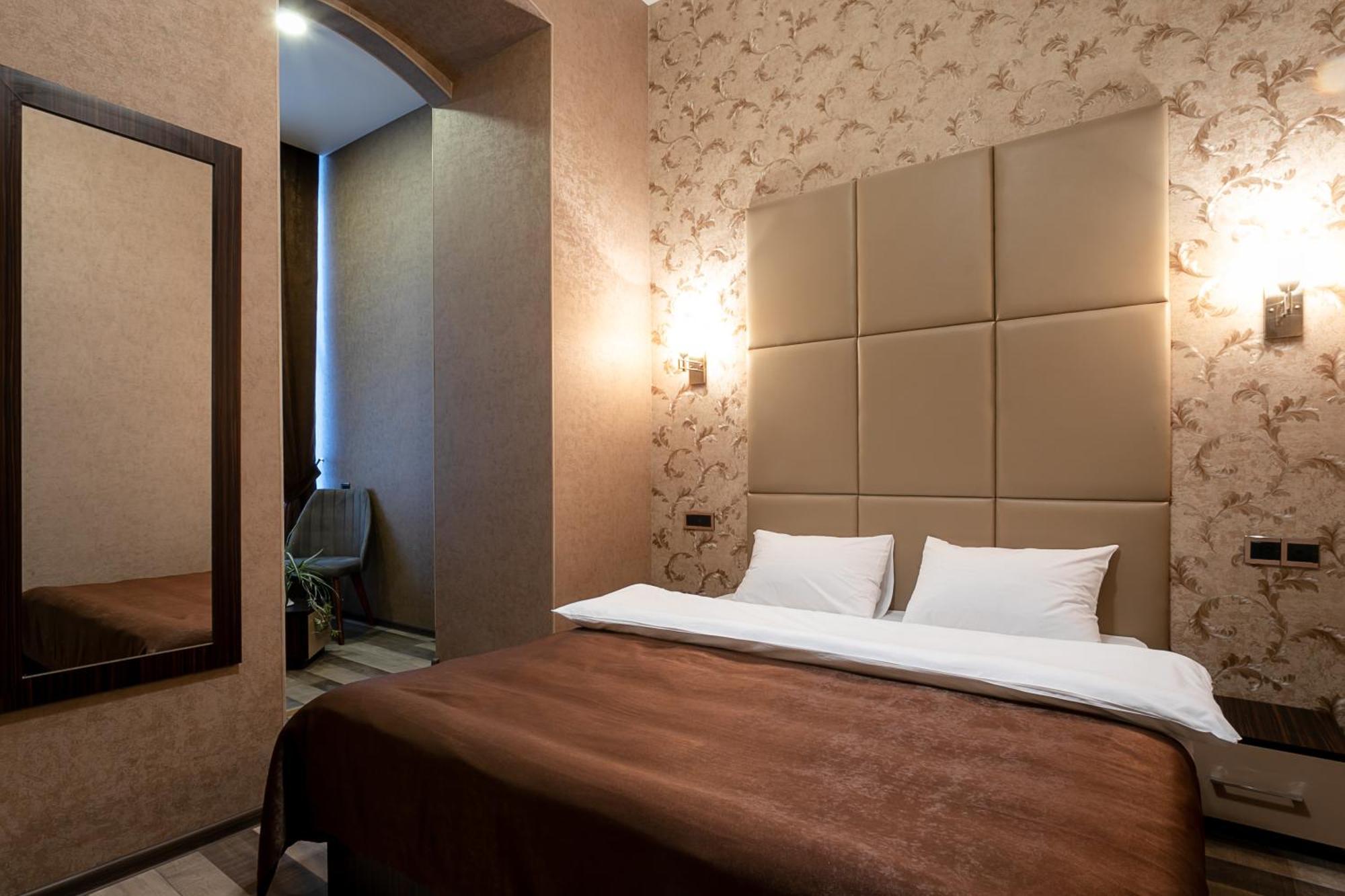 Garden Inn Nizami Hotel Баку Экстерьер фото